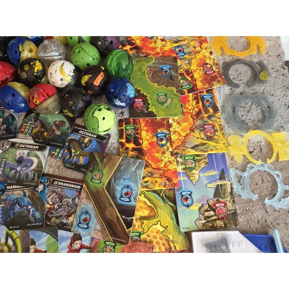 Bakugan Battle Brawlers Lot HUGE COLLECTION Cards Figures Special Attack